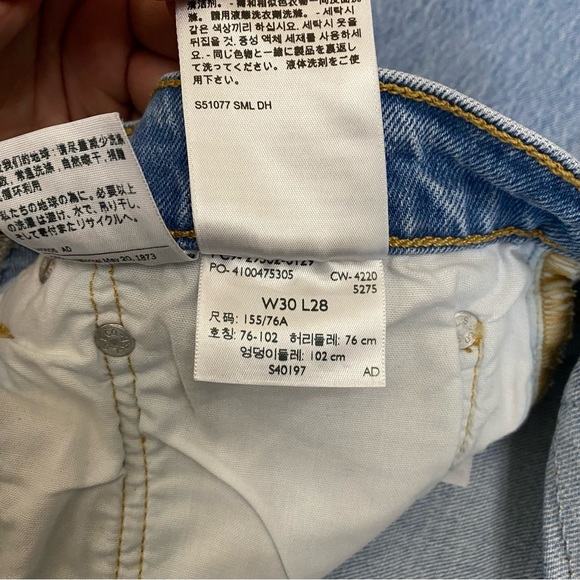 Levi's 501s Skinny Raw Hem Size 30 - Picture 8 of 11